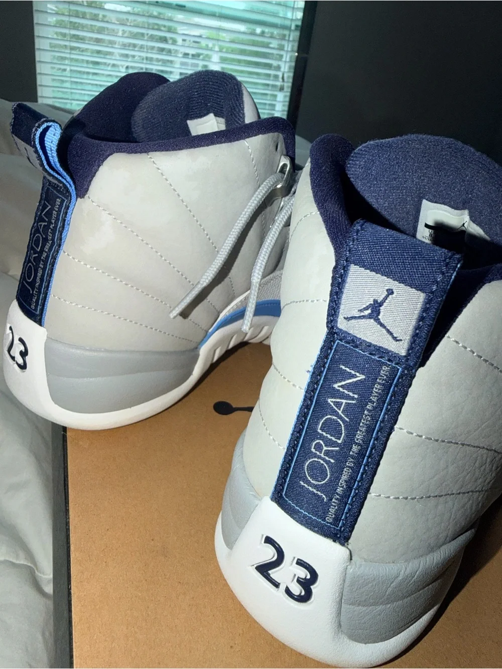 Air Jordan 12 Retro Wolf Grey University Blue White Men’s Size 8.5